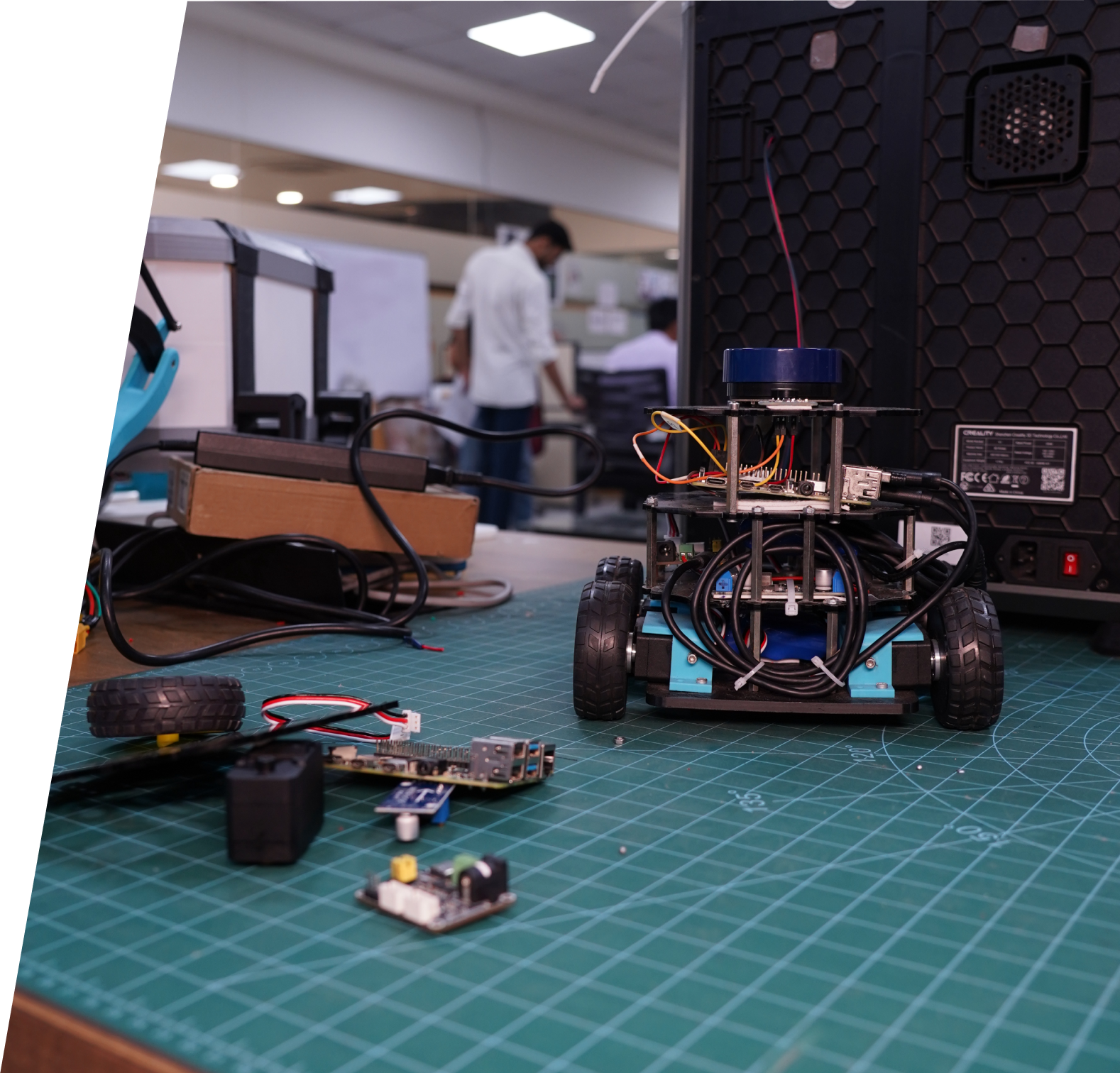 Robotics lab workbench